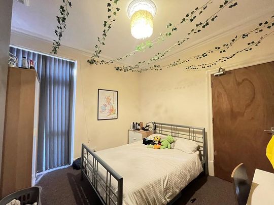 5 bedroom terraced house to rent - Photo 1