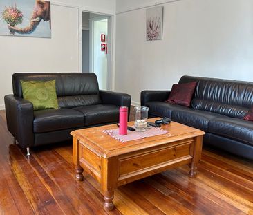 Affordable, Fully Furnished Room in Prime Bellfield Location – All ... - Photo 2