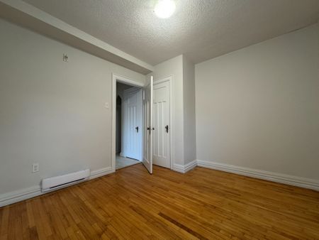For Lease - 101 Church Street Unit# 104, Kitchener, Ontario - Photo 2