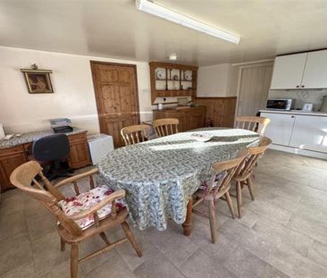 2 Bedroom Apartment To Let - Photo 5