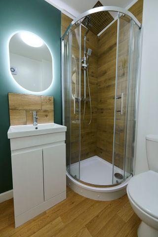 7 Bed Flat, Princess House, S1 - Photo 5