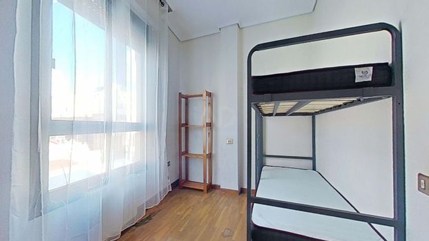 Piso de alquiler en Plaza Santa Clara 4, 4, Casco Histórico - Photo 1