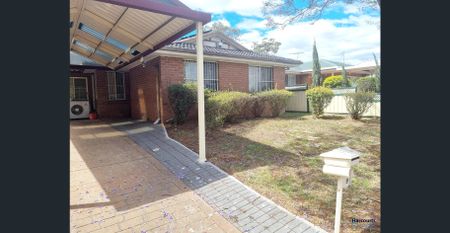 9 Gemstone Way, Oakhurst, NSW 2761 - Photo 4