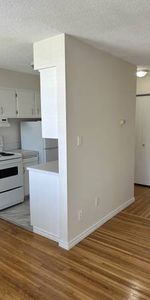 Experience Kitsilano: Studio Apartment Awaits! - Photo 4