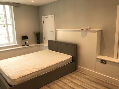 2 Bed Flat, Castle Hill, RG1 - Photo 4