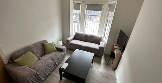 Archery Terrace, Leeds, LS2 9AT - Photo 1