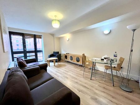 2 bedroom apartment to rent - Photo 2