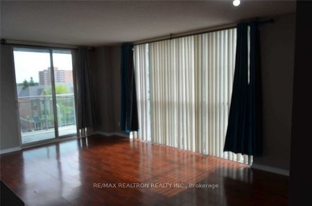 For Lease - 6 Rosebank Drive Unit# 3E, Toronto, Ontario - Photo 4