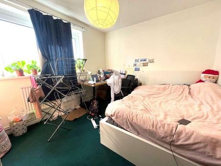 Holmrook House, Euston, NW1 - Photo 2