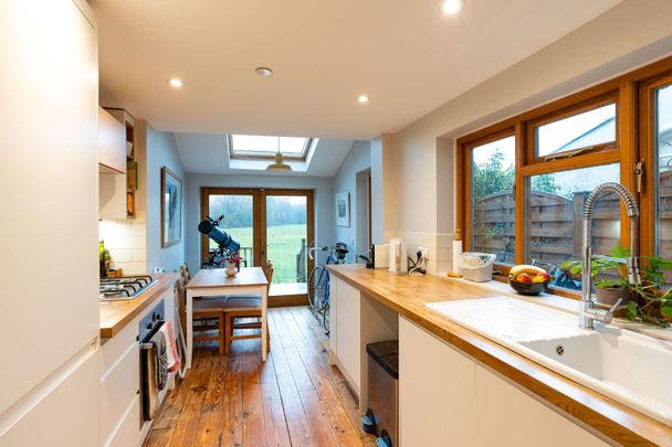 Oxford, Oxfordshire, OX1 - Photo 1