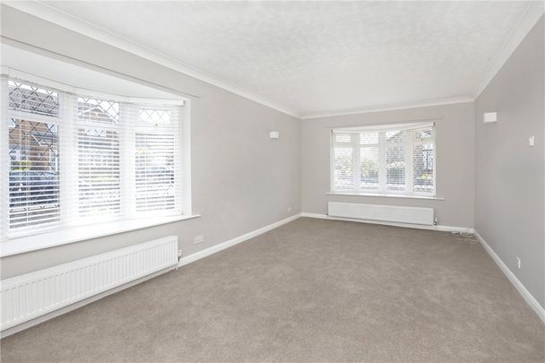 Recently redecorated and new carpets throughout, three bedroom detached bungalow located in the highly desirable village of Strensall within easy access to York City Centre - Photo 1