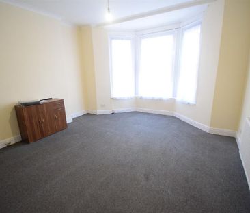 1 bedroom ground floor flat to rent - Photo 4