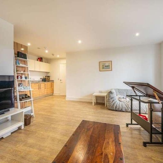 Altius Court, Highams, E4 - Photo 1