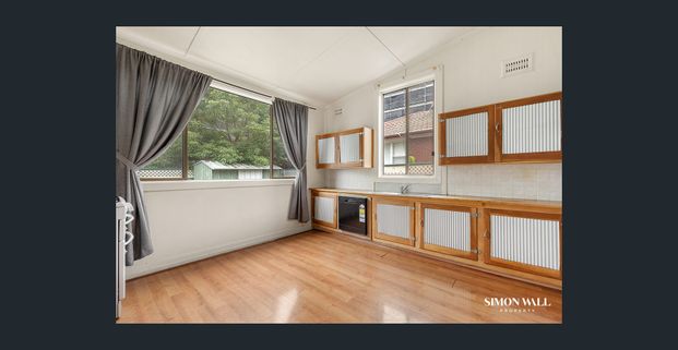 Practical 3 Bedroom Home with Everyday Convenience - Photo 1