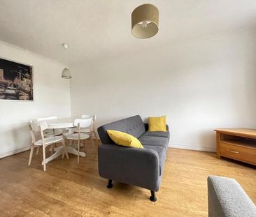 2 bedroom apartment to rent - Photo 2