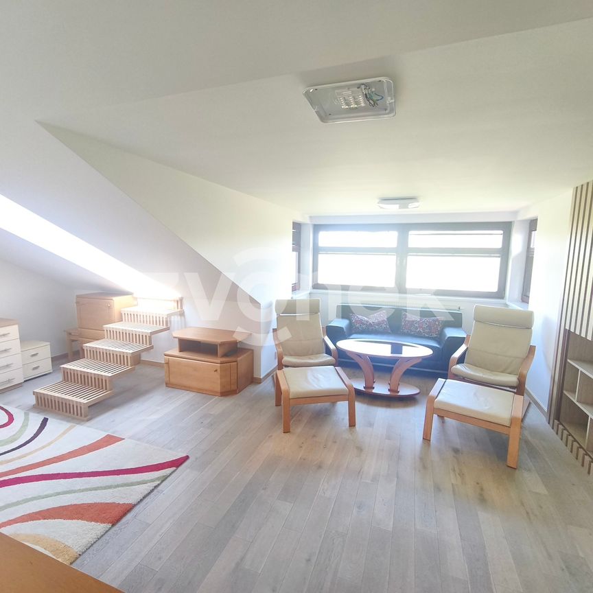 Pronájem bytu 3+kk 60 m², Vršek, Zlín - Photo 1