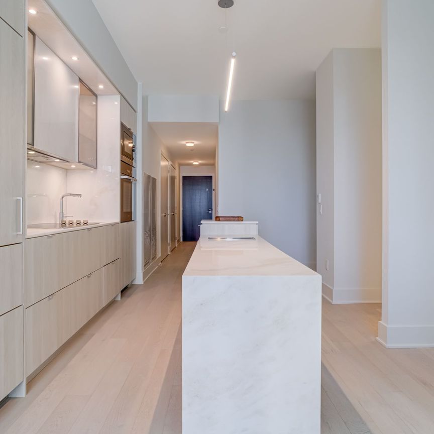 For Lease - 11 Yorkville Avenue Unit# 2906, Toronto, Ontario - Photo 1