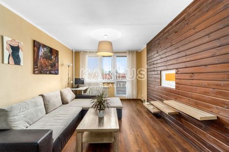 Pronájem bytu 2+1 56 m² - Photo 2