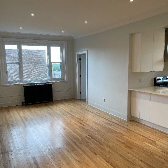 5.5 Apartment Available For July 2026 - A louer • For Rent - Photo 1