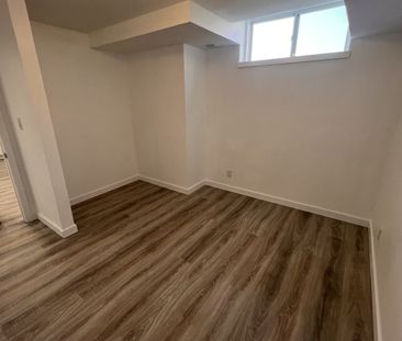 For Lease - 12B Mandley Street, Essa, Ontario - Photo 5