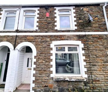 3 bedroom terraced house to rent - Photo 4