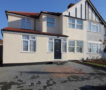 3 bedroom maisonette to rent - Photo 4