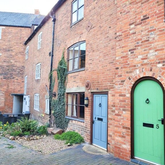 Aldwinckles Yard, Off Church Street - Photo 1