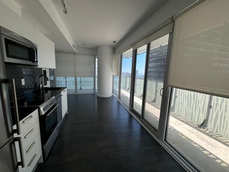 For Lease - 42 Charles Street Unit# 2802, Toronto, Ontario - Photo 3