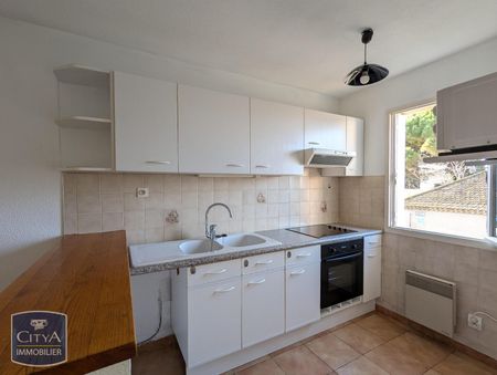 Location Appartement 2 pièces 40m² CARCASSONNE 11000 - Photo 3