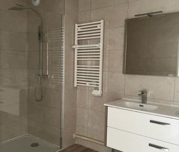 Location Appartement 3 pièces 61m² BRIGNOLES 83170 - Photo 5