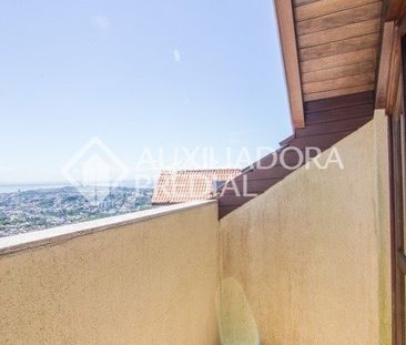 Casa com 3 quartos e 331m² para alugar em Teresópolis, Porto Alegre. - Photo 3