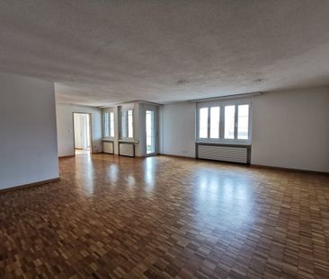 Geräumige 4.5 Zimmer Wohnung mit Terrasse - Foto 3