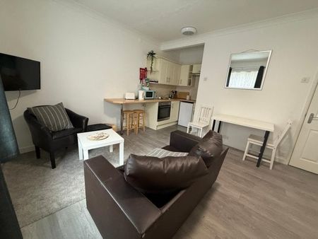 Bridge Terrace, Southampton - Photo 2