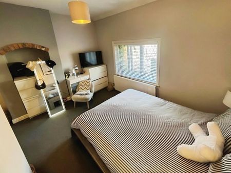 2 bedroom terraced house to rent - Photo 5