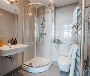 Duplex En-suite - Photo 6