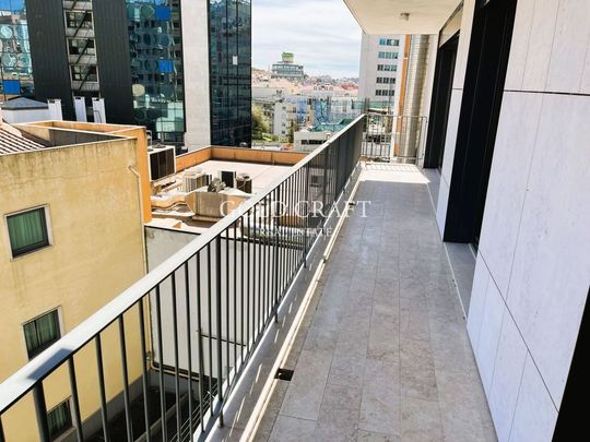 6 bedroom luxury Apartment for rent in Lisbon - Photo 1