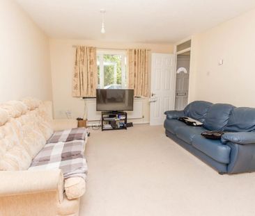 3 bedroom terraced house to rent - Photo 4