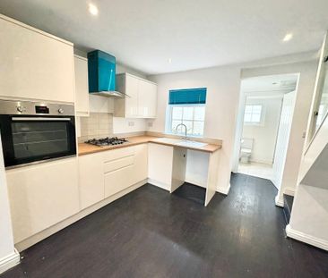 Commercial Street, Southampton - Photo 5