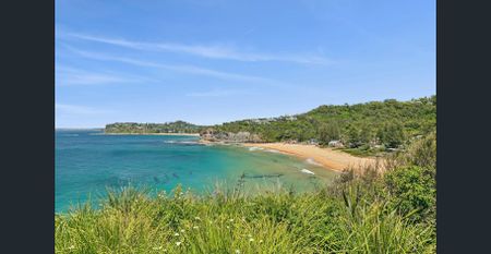 Coastal Living at Its Finest – Modern Studio with Panoramic Ocean Views - Photo 5