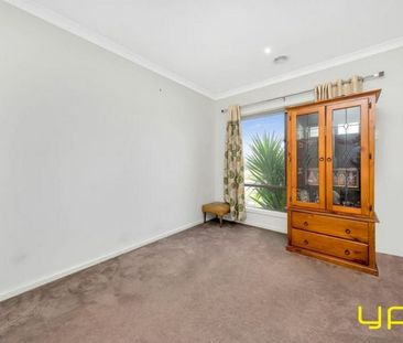 Affordable Family Luxury Living in Cranbourne East - Photo 6