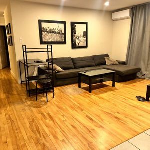 Appartement Meublé 4 1/2, 2 CH à Laval Chomedey - Photo 2