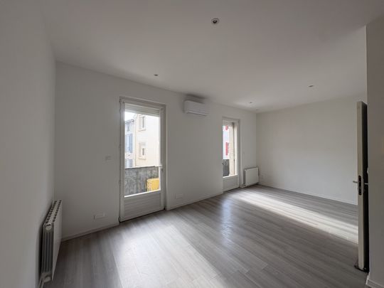 Location Appartement 2 pièces 46m² CASTELNAUDARY 11400 - Photo 1
