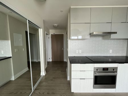 For Lease - 8 ROUGE VALLEY Drive Unit# 1111, Markham, Ontario - Photo 2