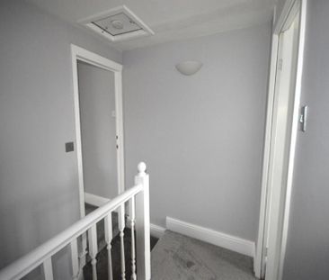 2 Bedroom Terraced To Let - Photo 3