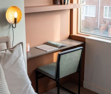 Room in a Shared House, Hough Lane, LS13 - Photo 3