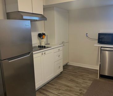 For Lease - 4206 Bloor Street Unit# Basement, Toronto, Ontario - Photo 1