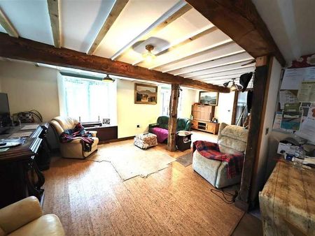 Maesfen, Whitchurch, SY13 - Photo 3