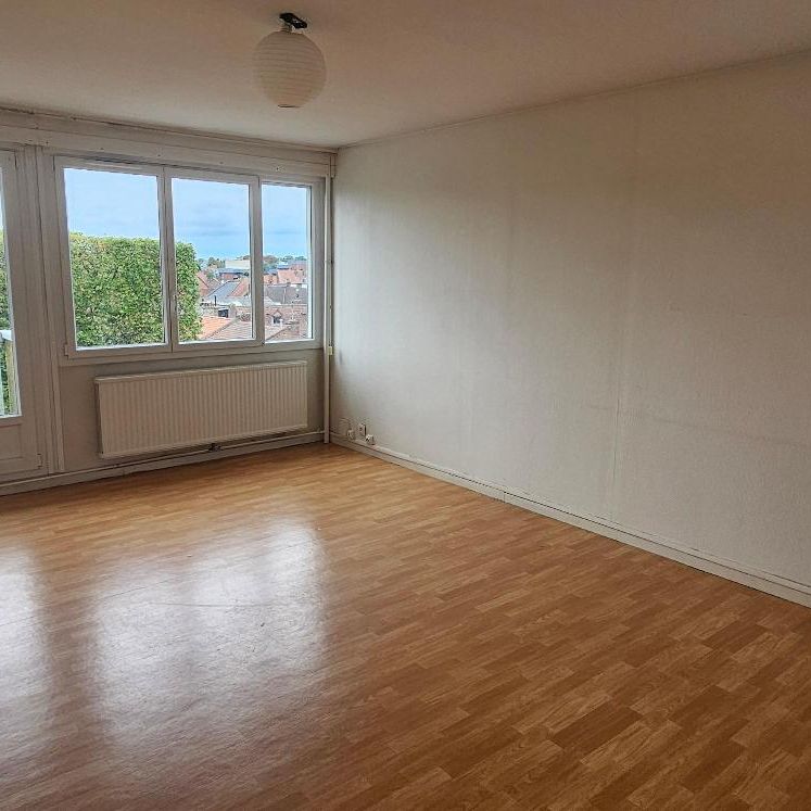 Location Appartement 3 pièces 75m² DOUAI 59500 - Photo 1
