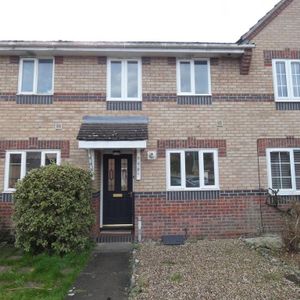 2 bedroom terraced house to rent - Photo 2