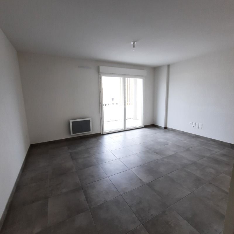 Location Appartement 2 pièces 44m² NIMES 30000 - Photo 1